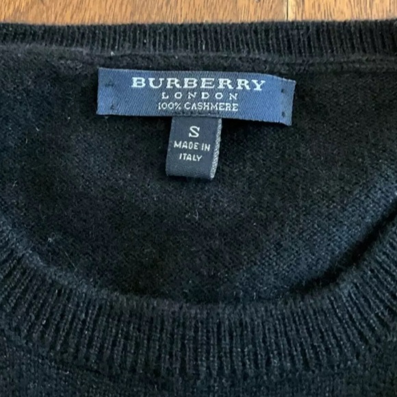 Burberry Womens Gorgeous Pure Cashmere Sweater Vest Black Size Small from Italy - Picture 2 of 5